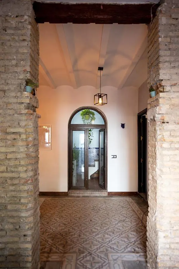 Naim Guest House Malaga