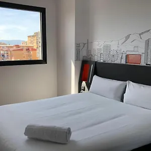 Easyhotel Centre Pensión