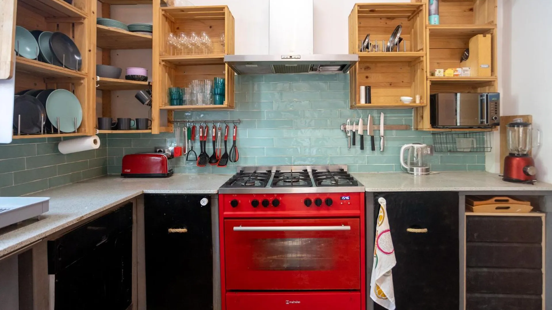 Naim Guest House Malaga Spain